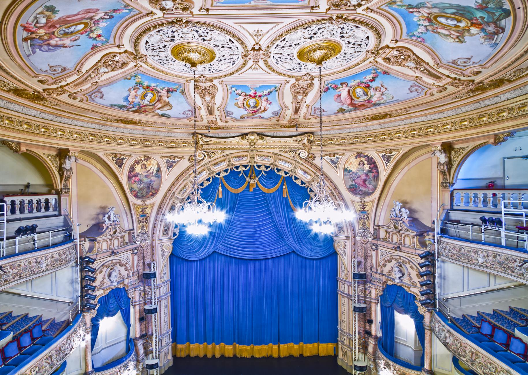Britannia Panopticon - the world's oldest surviving music hall