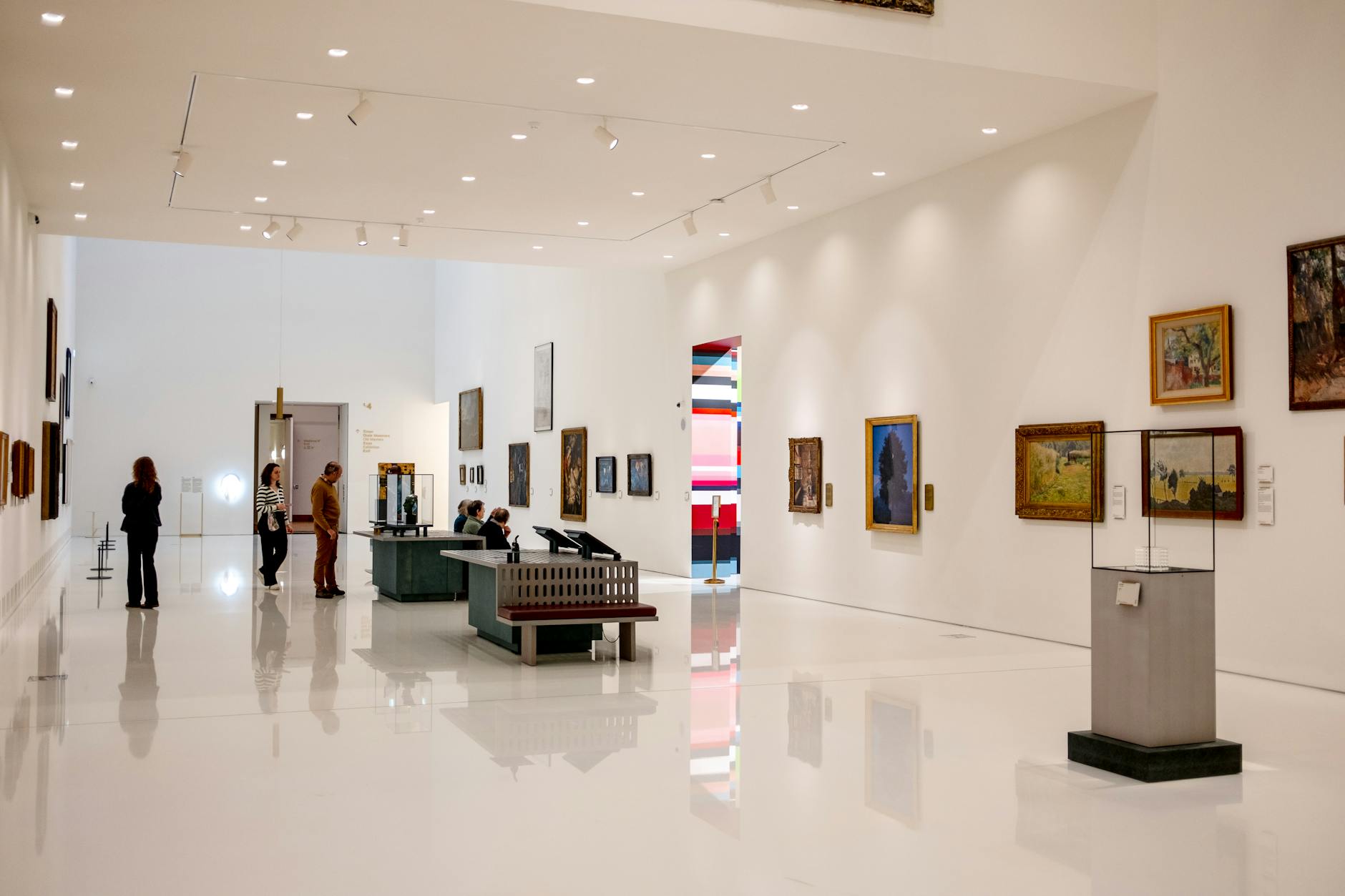 Modern gallery interior typical of the Burrell Collection