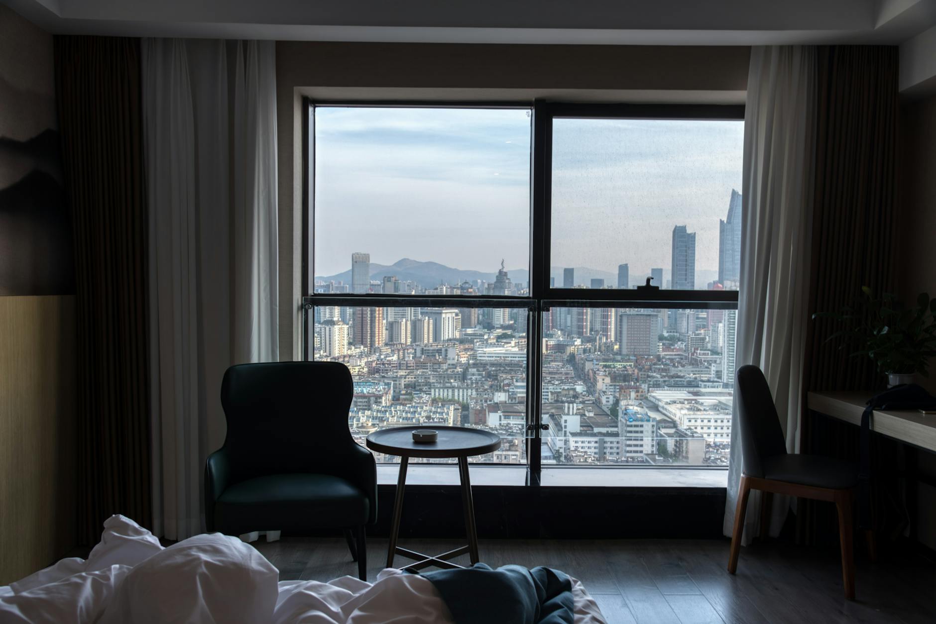 Best hotels Glasgow city centre room with stunning city views