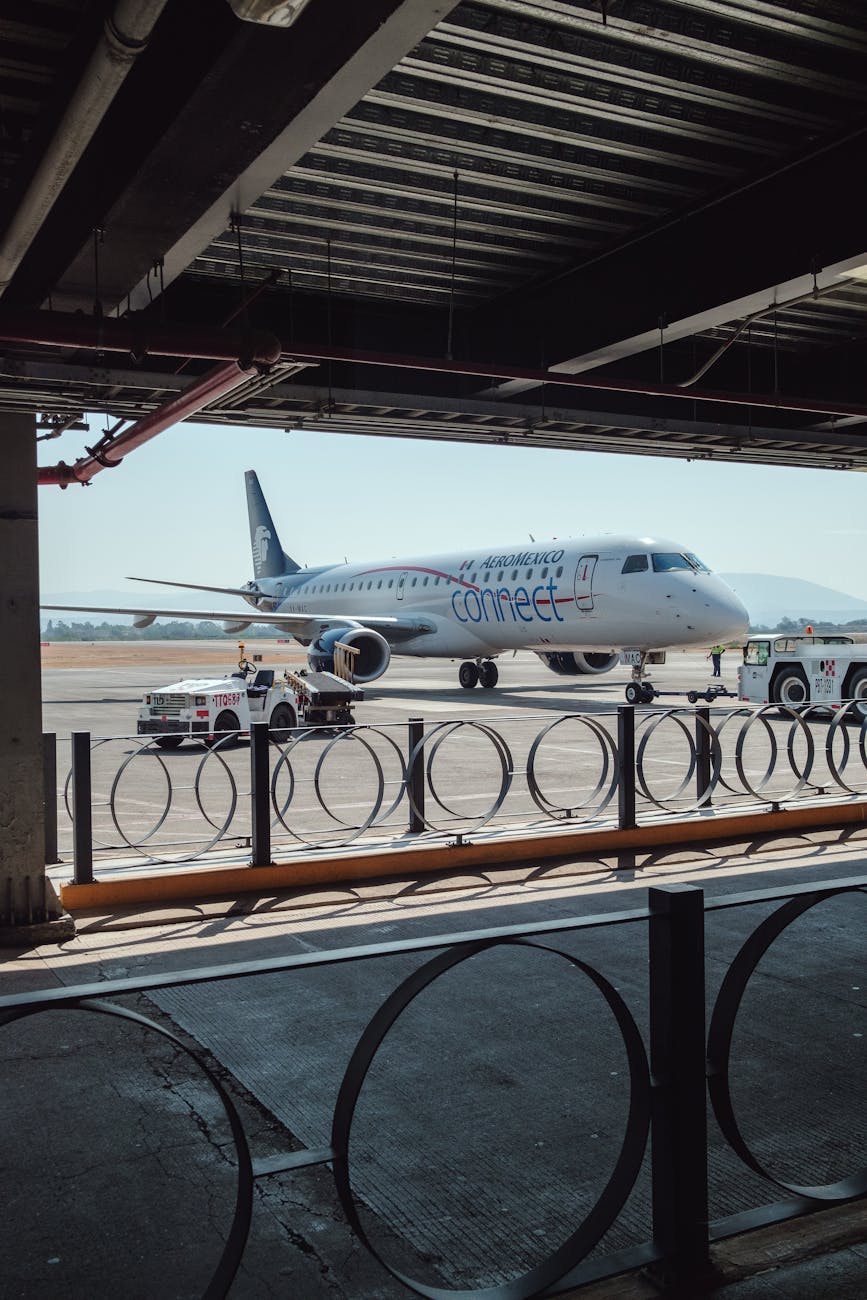 Glasgow travel guide flights airport travel to Glasgow