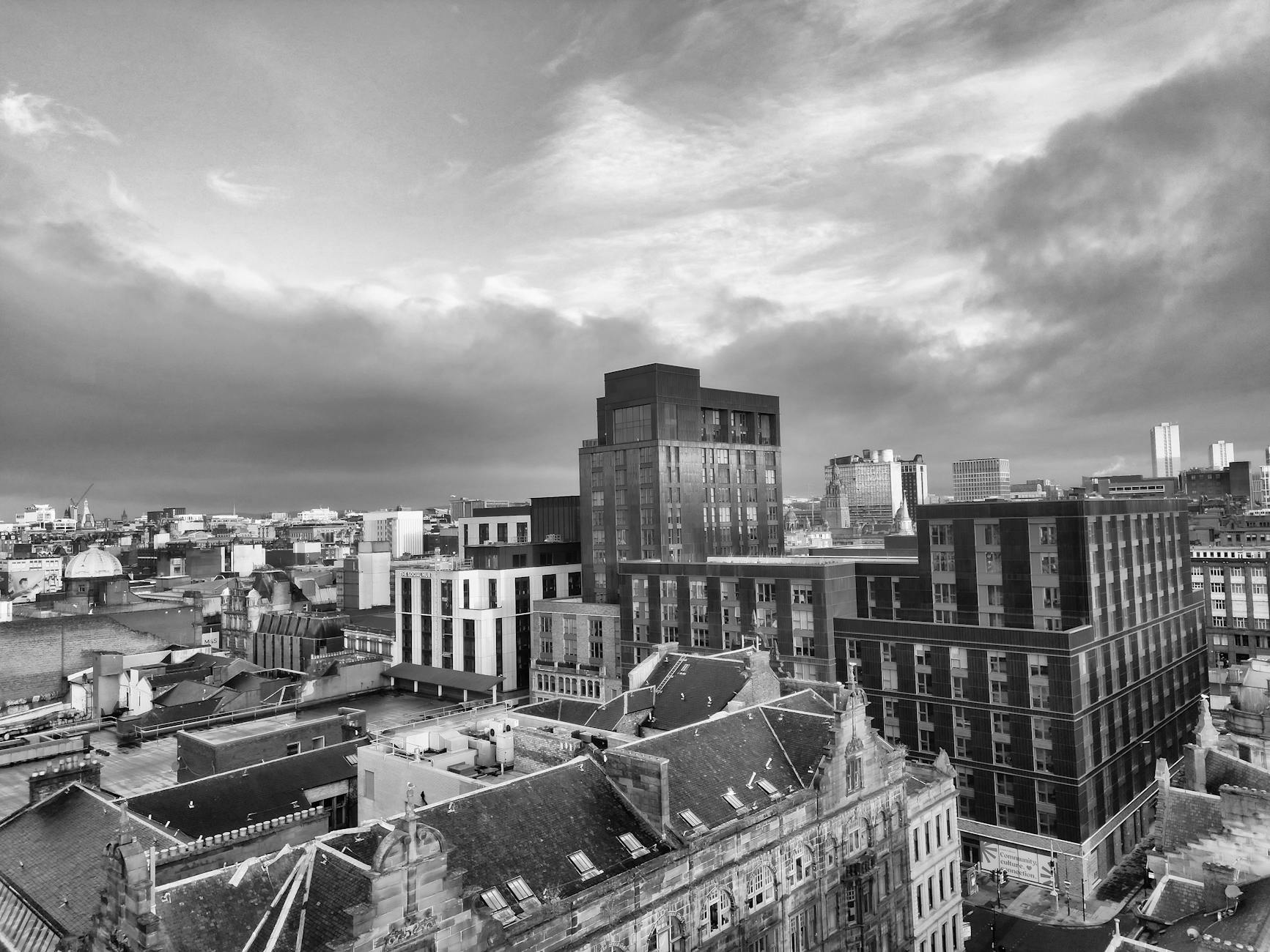 Glasgow travel guide cityscape skyline view of Scotland largest city