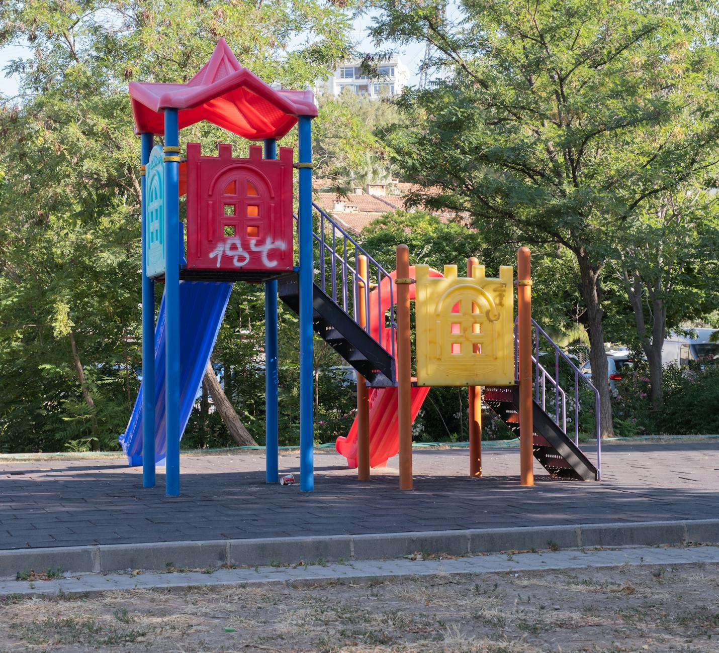 Glasgow with kids at a park playground outdoor adventure