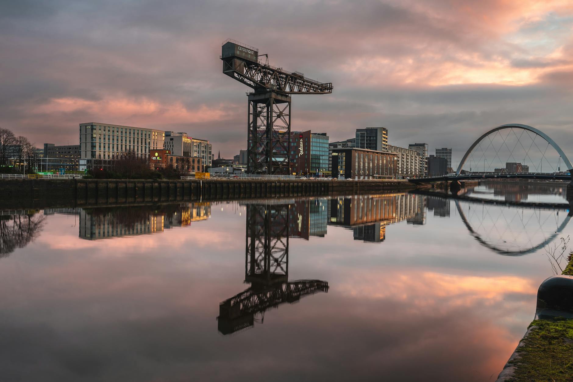 The River Clyde at Glasgow Harbour