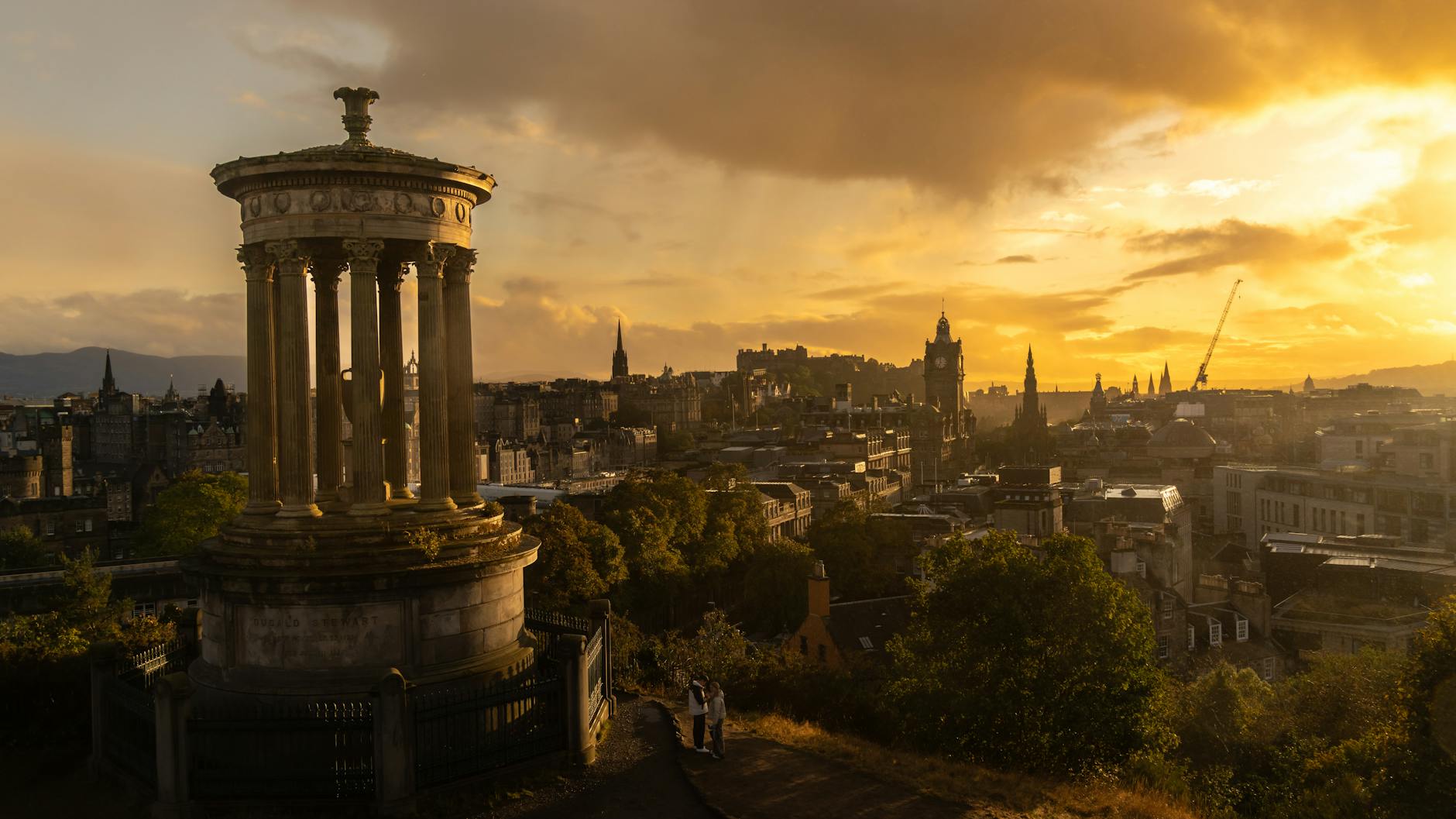 Couple at sunset in Glasgow - romantic things to do